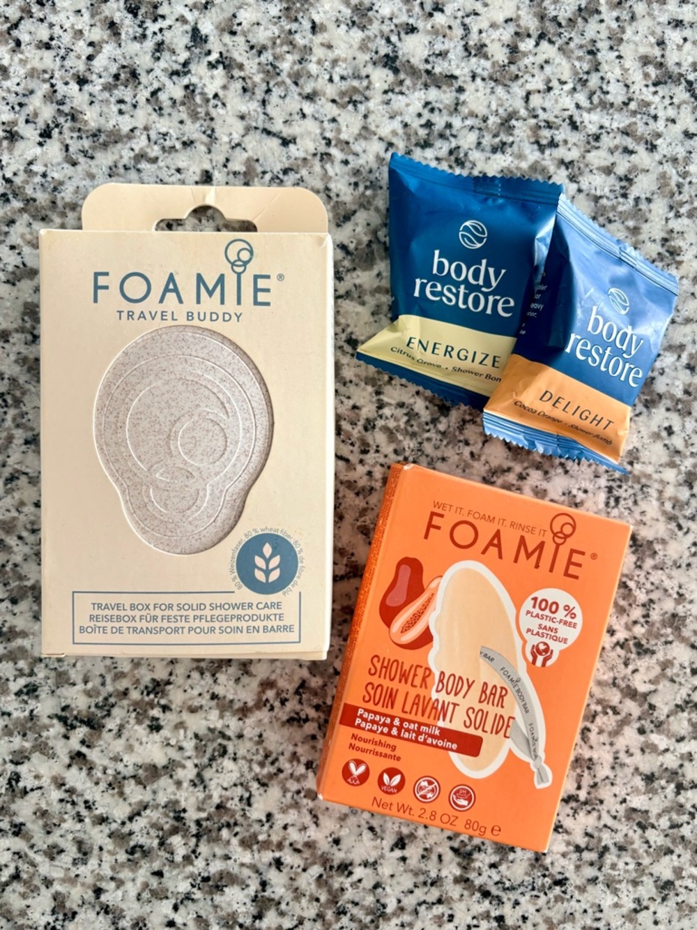 Shower Bundle—Foamie Body Bar + Travel Soap Case, Body Restore Shower Bombs NEW